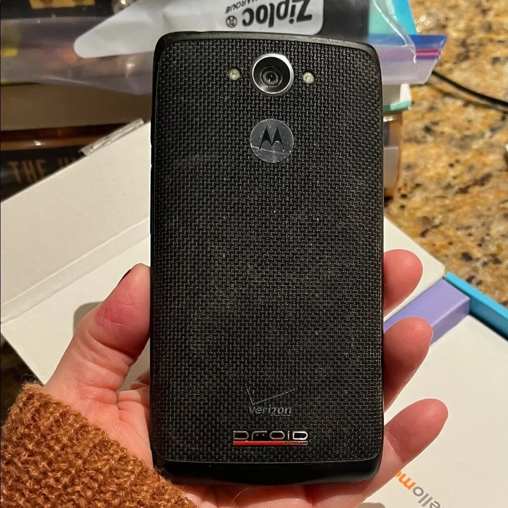 Lenovo Moto E4 Plus Box in Orange and Purple